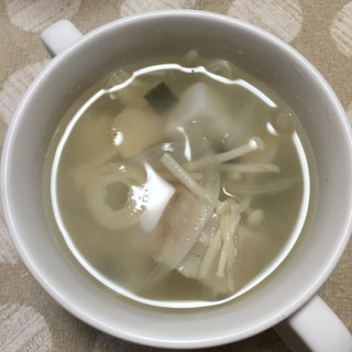 松茸のお吸い物で具沢山スープ